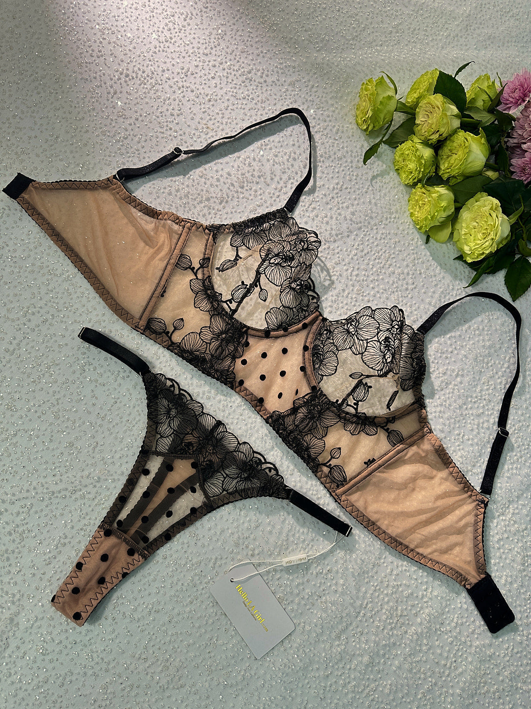 Free Shipping For Nude Black Spot Soft Lace Widen Side Lingerie Set