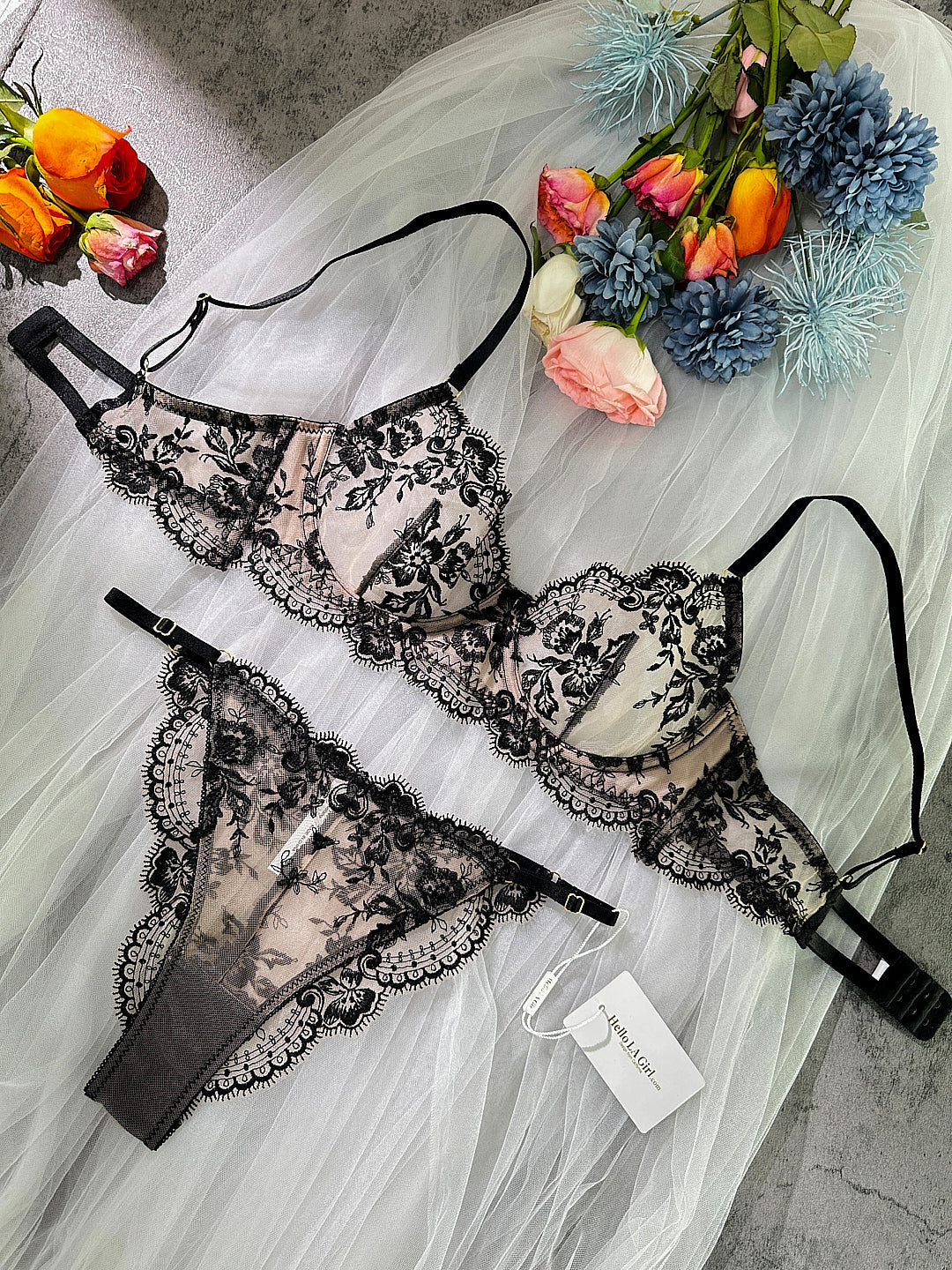 Free Shipping For Black Classic Lace Lingerie Set