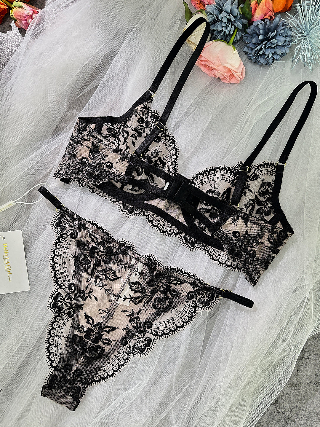 Free Shipping For Black Classic Lace Lingerie Set