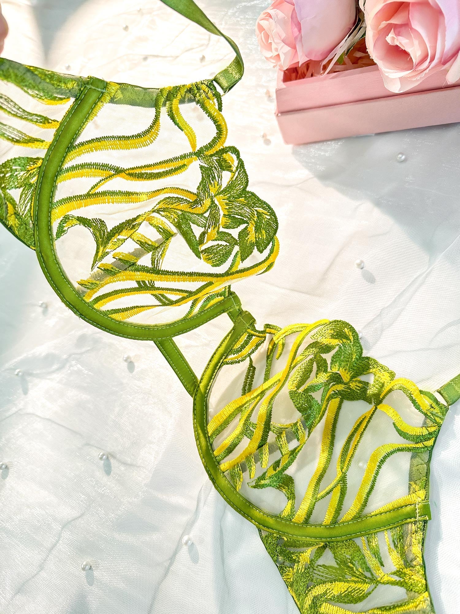 Free Shipping For Green Leaves Lingerie Set