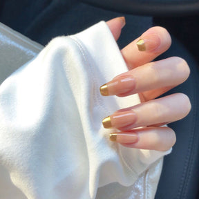 Trendy Detachable Nail Tips for Fashionistas