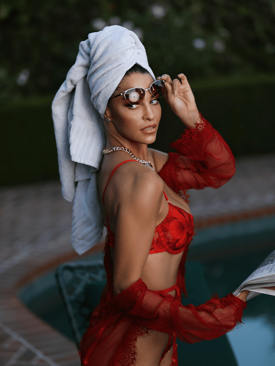 Free Shipping For  Luxurious Fancy Embroidered Sexy Lingerie Set