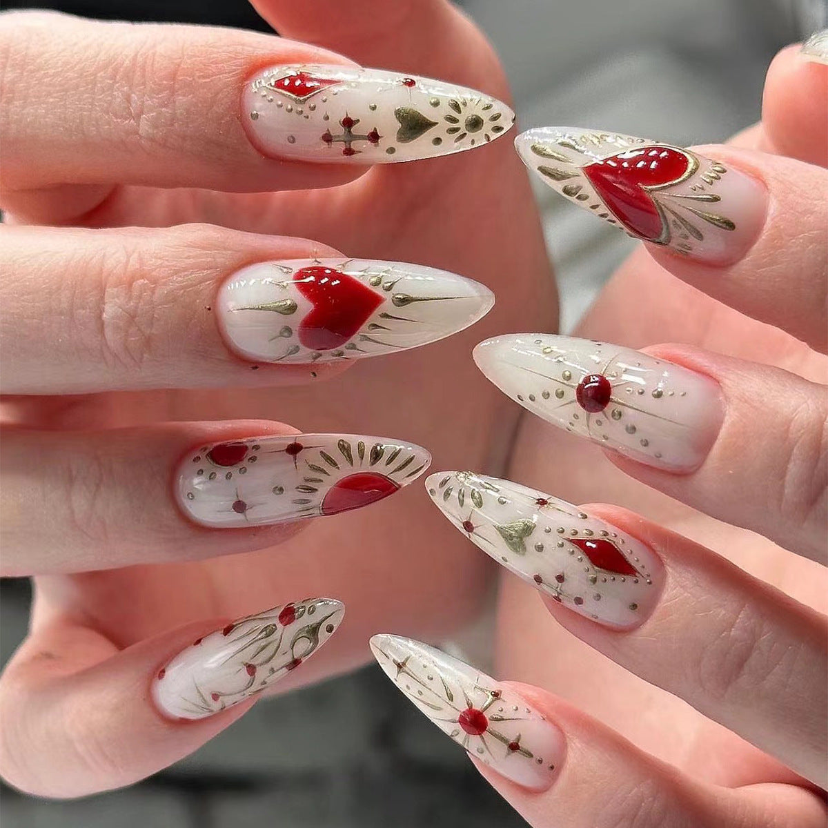 Red Heart Star Nails, Trendy Wear-On Tips