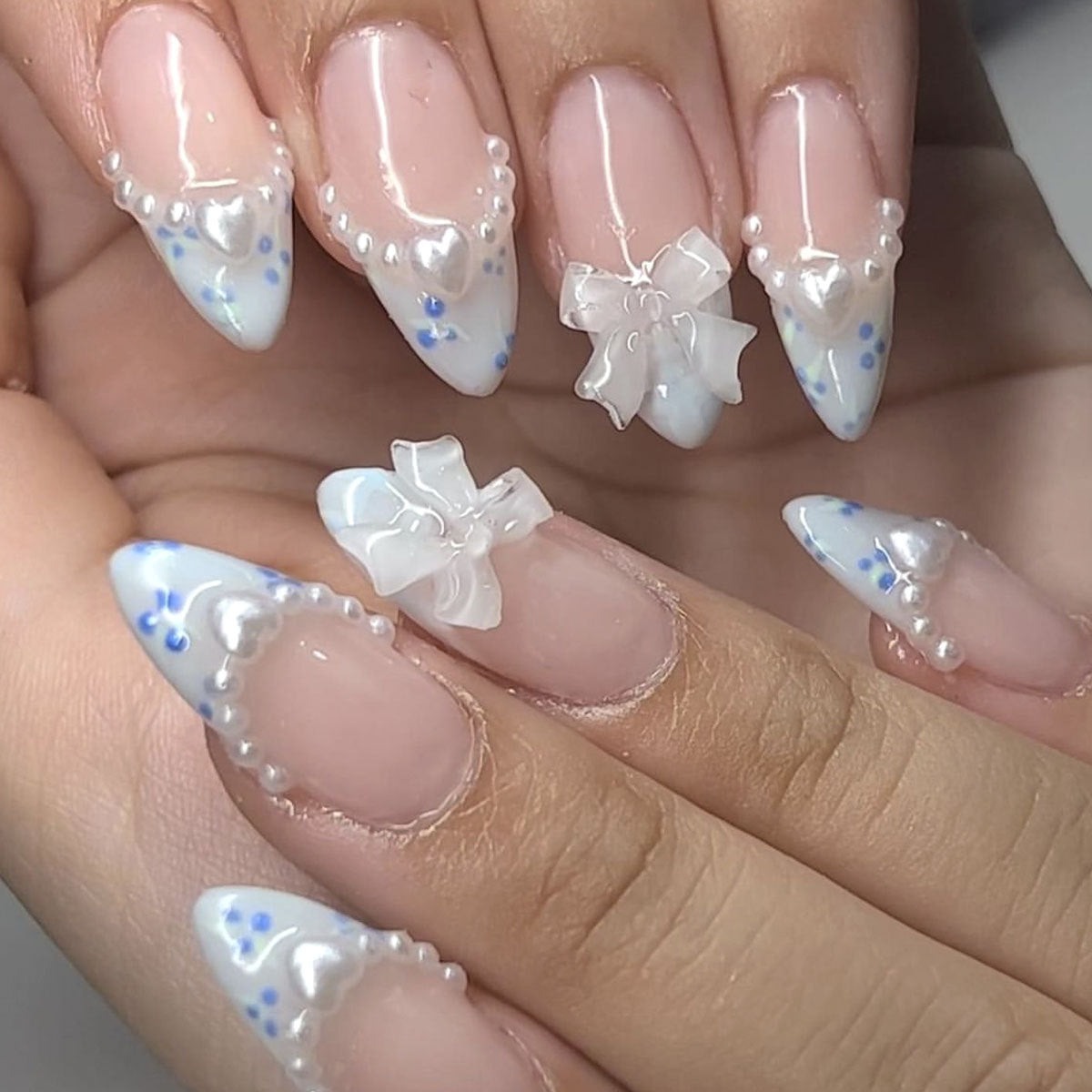 Removable Almond Shaped Blue Polka Dot Pearl Heart Fake Nails