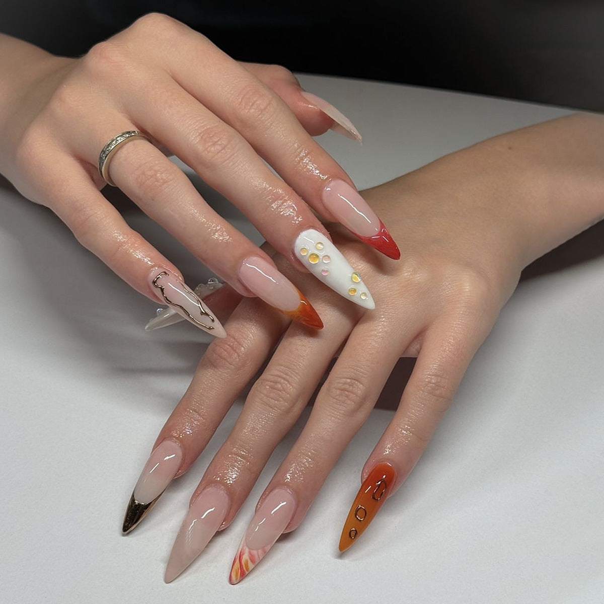 Long Embossed Nails - Autumn New Arrival