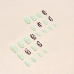 Pure Green Round Oval Fake Nails Fresh Jasmine Milk Green Black Hill Pattern Wearable Nails