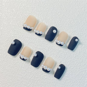 Chic Handmade Matte Pearl Fall Nails, Trendy and Versatile Student-Friendly Nail Patches