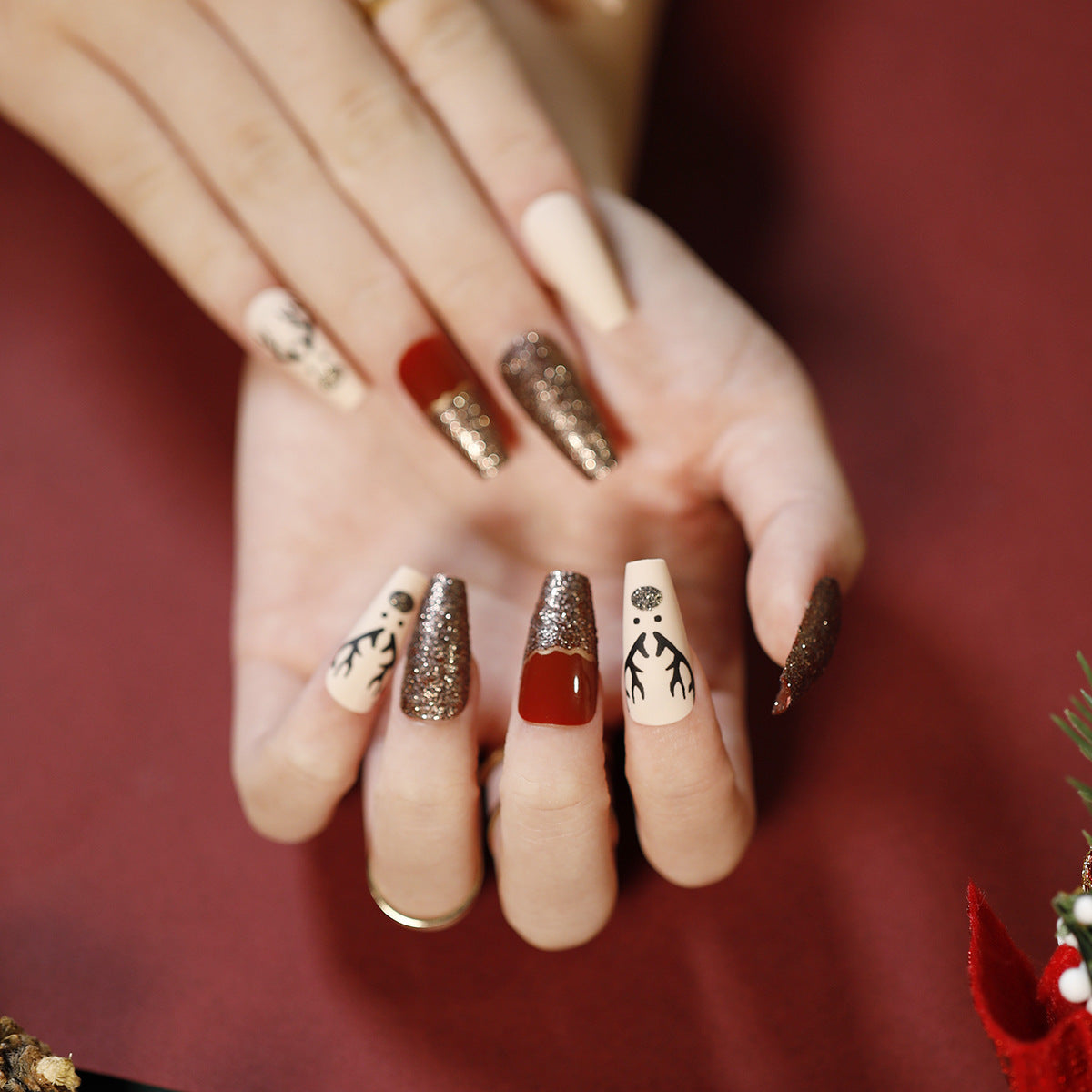 Christmas Press-On Fall Nails Set with Nail Tips