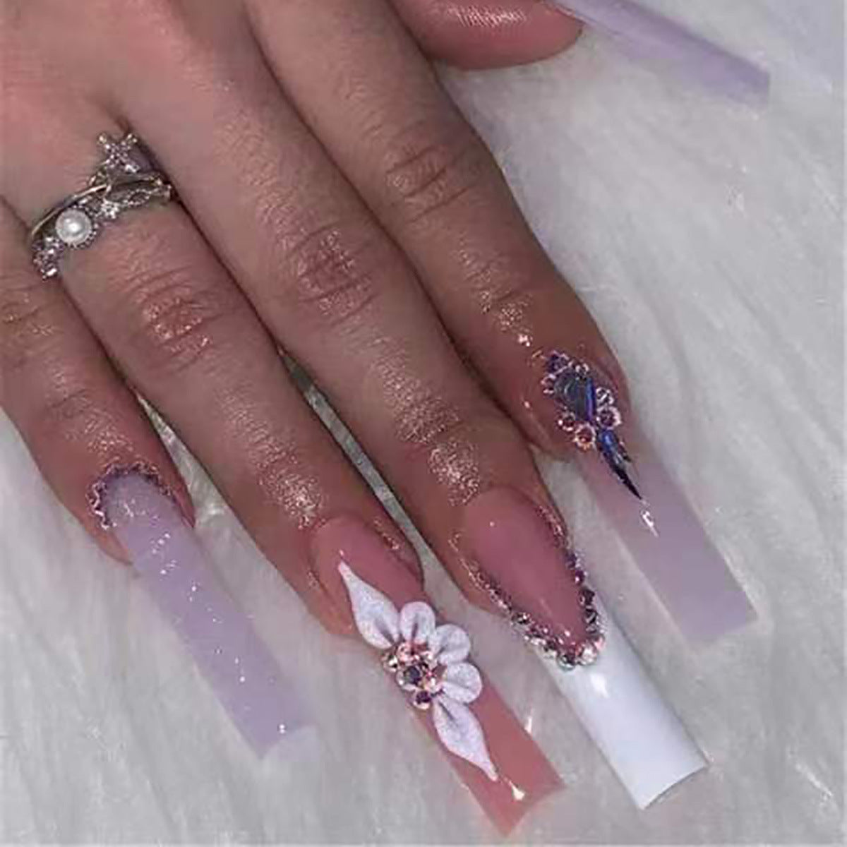 Waterpipe Fall Nails with Rhinestones, Glitter, and Floral Designs