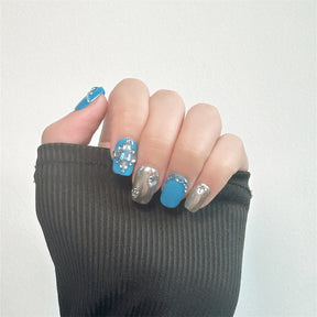 Chic Handmade Full-Diamond Sea Blue Fall Nails, Versatile and Trendy Student-Friendly Nail Patches