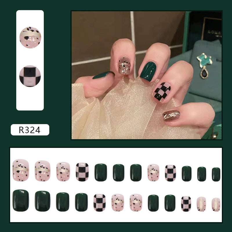 Ultra-Thin Green Checkerboard Removable Nail Tips