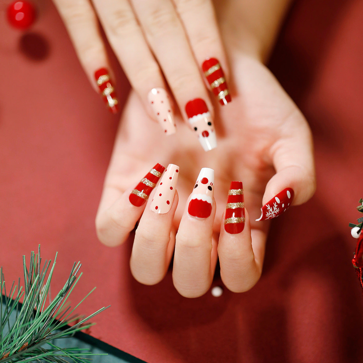 Christmas Press-On Fall Nails Set with Nail Tips