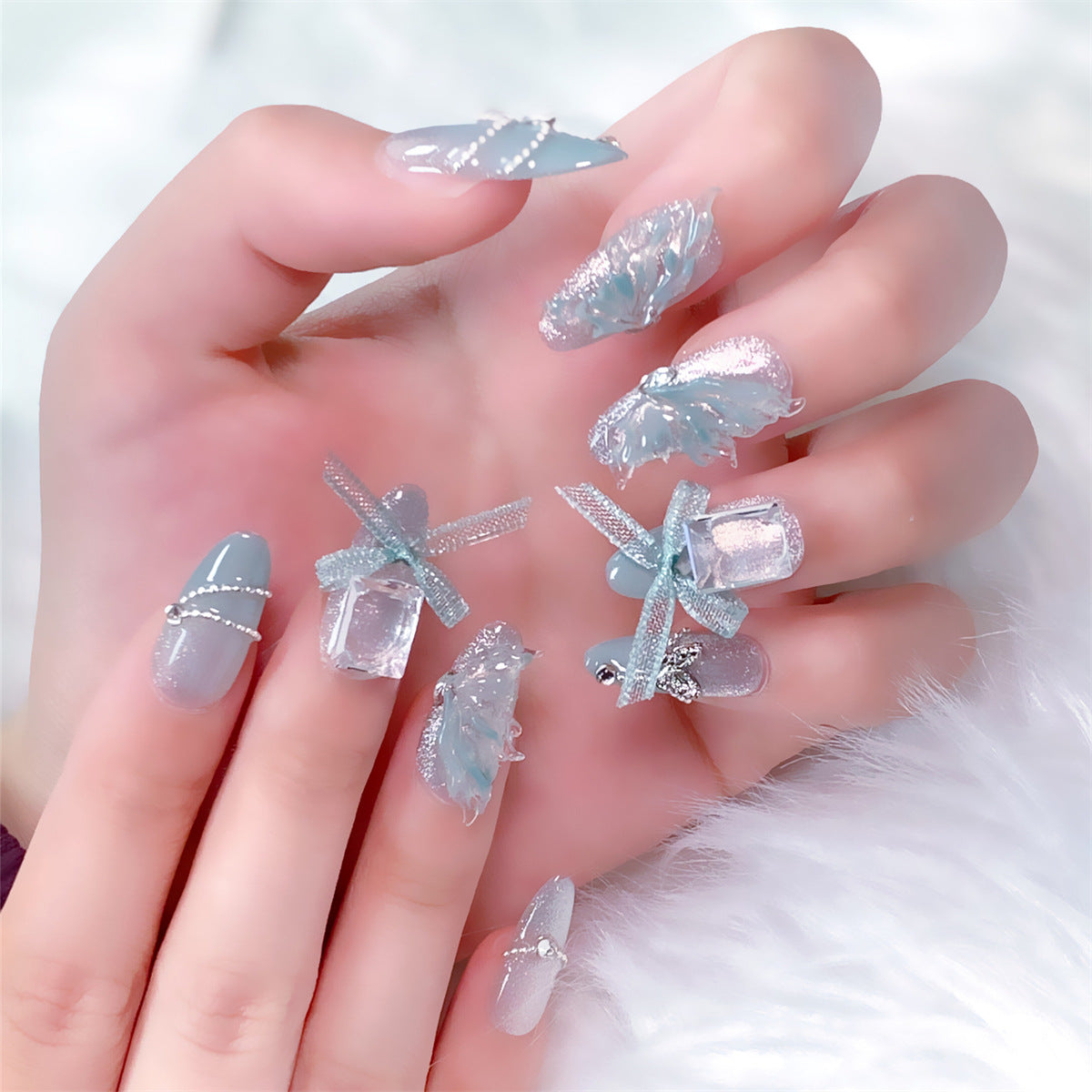 Chic Handmade Crystal Glass 3D Butterfly Flash Diamond Fall Nails, Original Oval Nail Patches