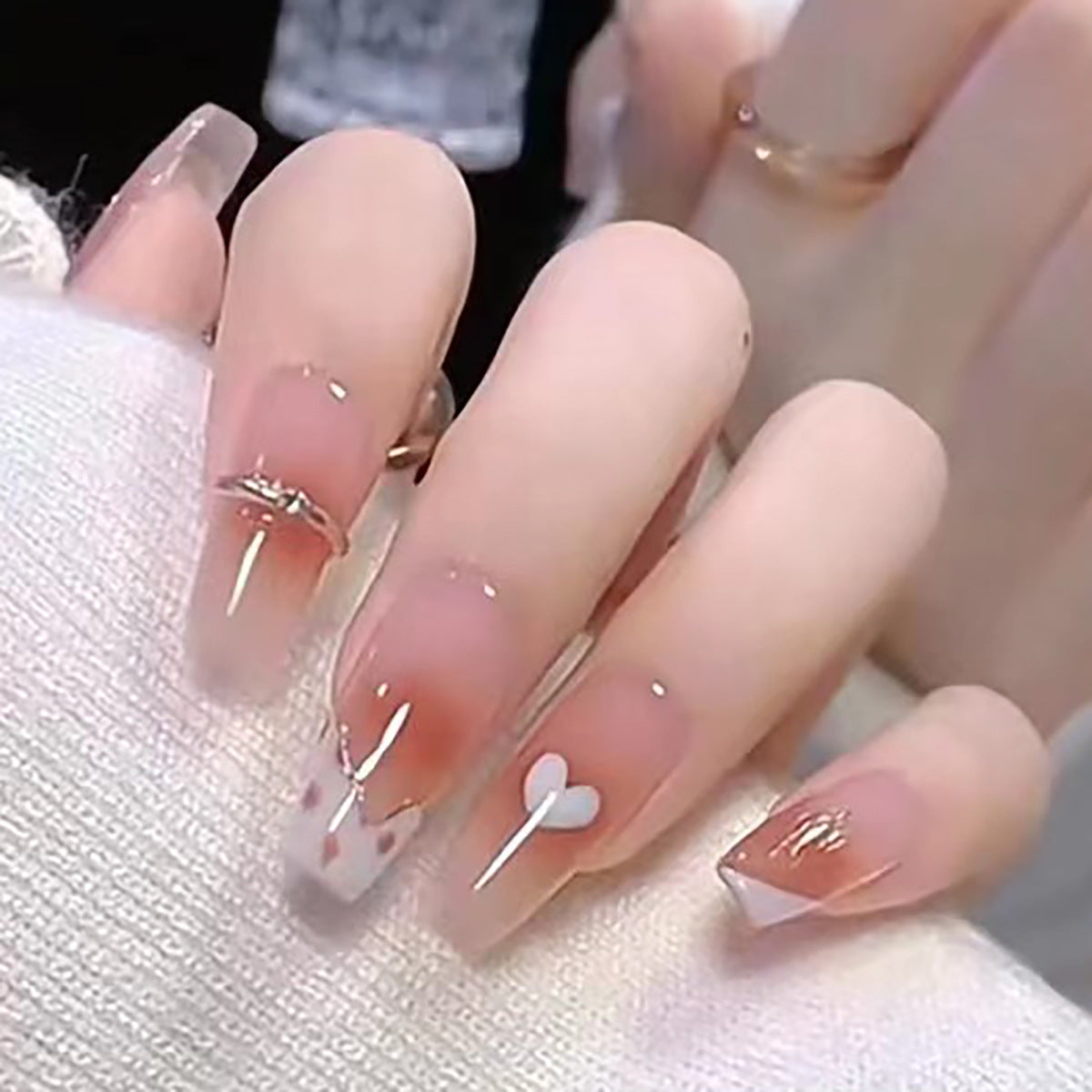 Sweet INS Style Short Milk White Heart Nail Extensions