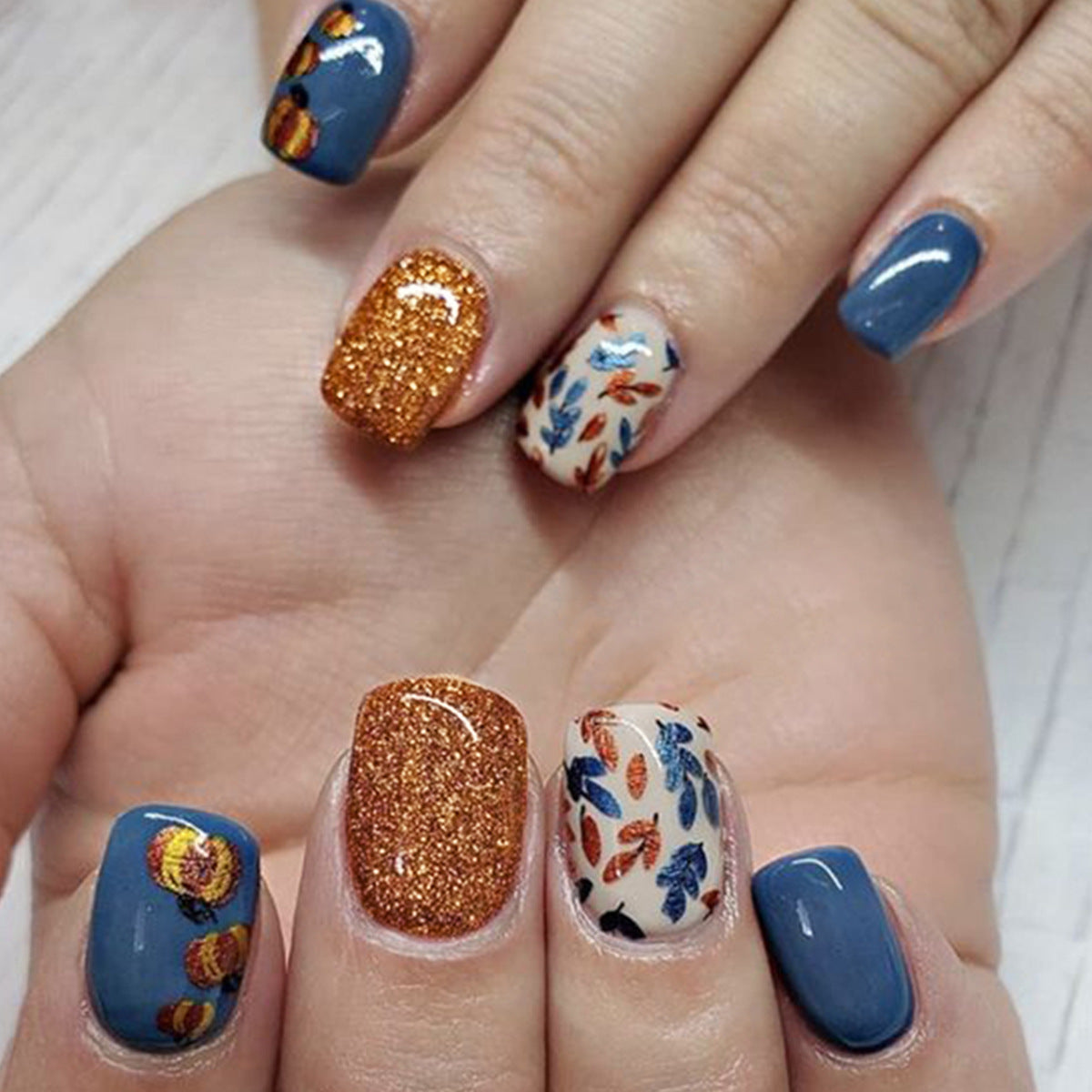 Pumpkin Leaf Thanksgiving Nail Tips