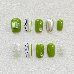 Chic Handmade Fresh Forest-Theme Full-Diamond Fall Nails, Trendy and Versatile Student-Friendly Nail Patches