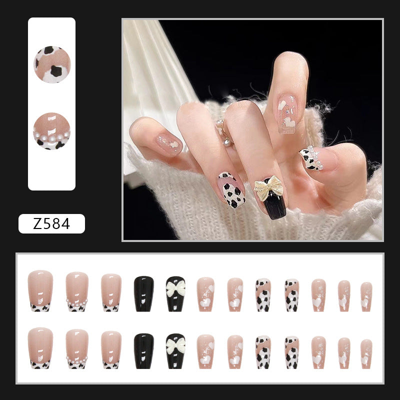 Cute White Heart Cow Print Nails Fall Winter Simple Chic Ins Style Rhinestone Bow Nail