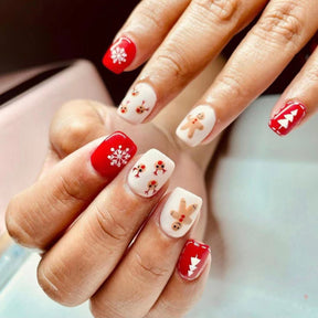 Pre-Made Christmas Round Short Nails with Snowflakes, Snowmen, Reindeer