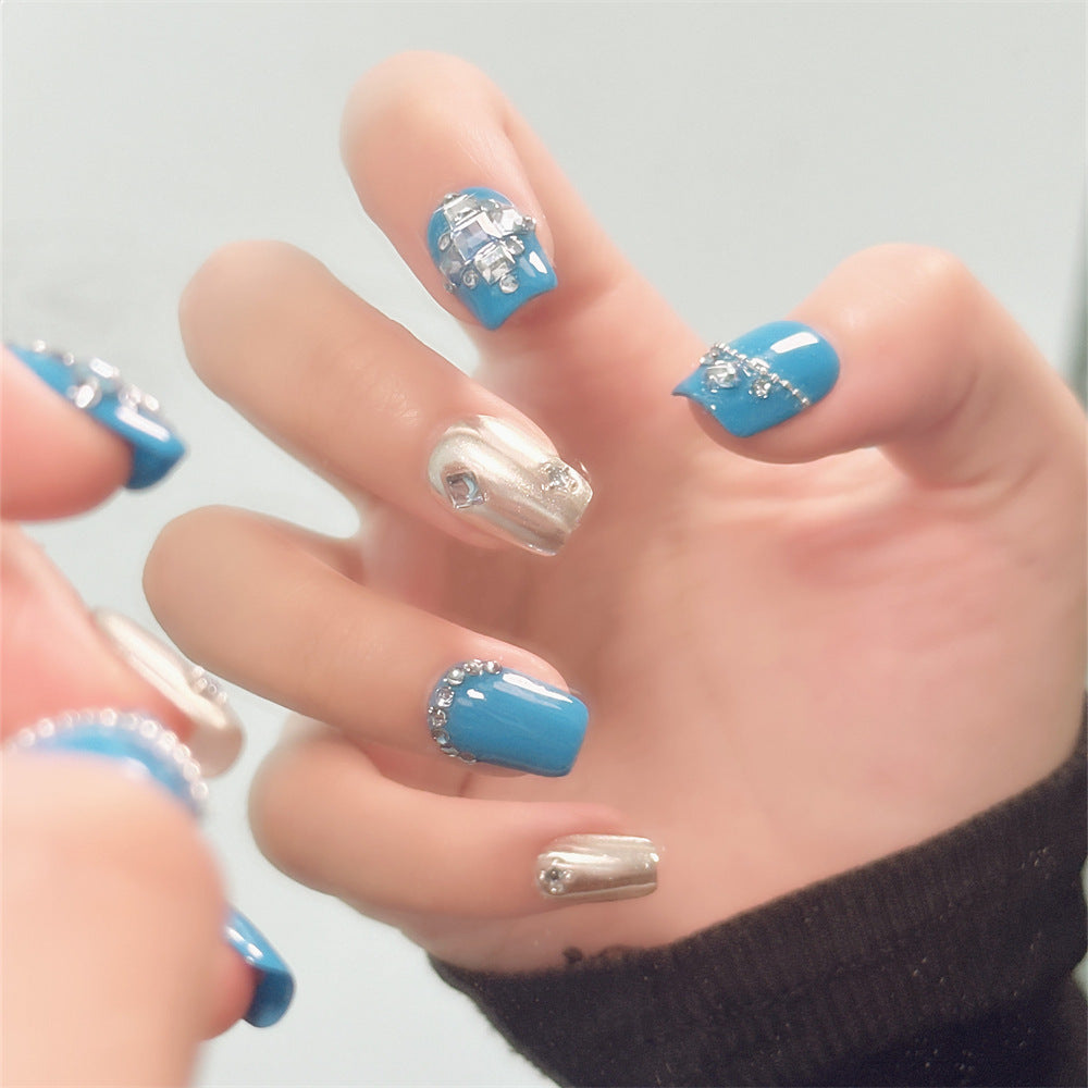 Chic Handmade Full-Diamond Sea Blue Fall Nails, Versatile and Trendy Student-Friendly Nail Patches