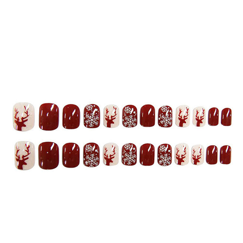 Christmas Reindeer White Snowflake Short Fall Nails - Removable Nail Tips