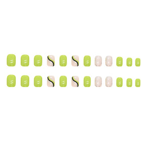 Simple Solid Light Green Wave Nails Short Square Summer New Fashion Fake Nails