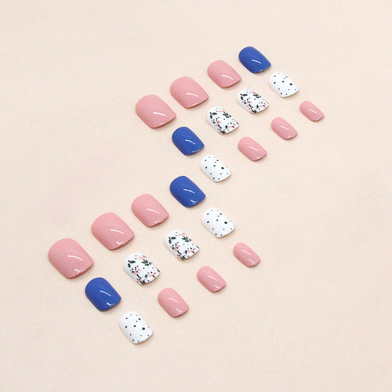 Pink Blue Duo-Tone Nails Retro Floral Dots Fake Nails Short Unique Luxury Euro Wearable Nails