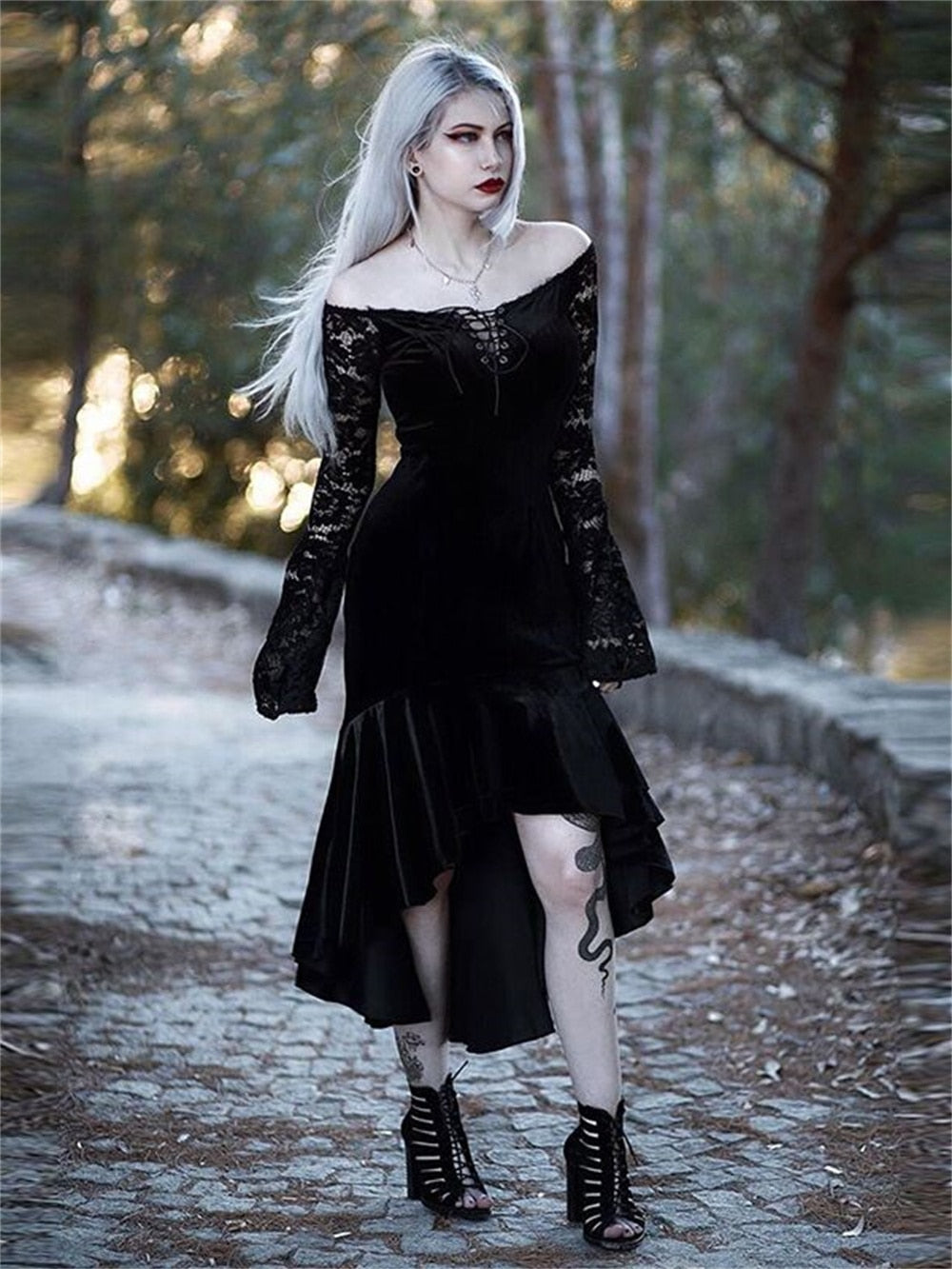Free Shipping For  Vampire Costume Female